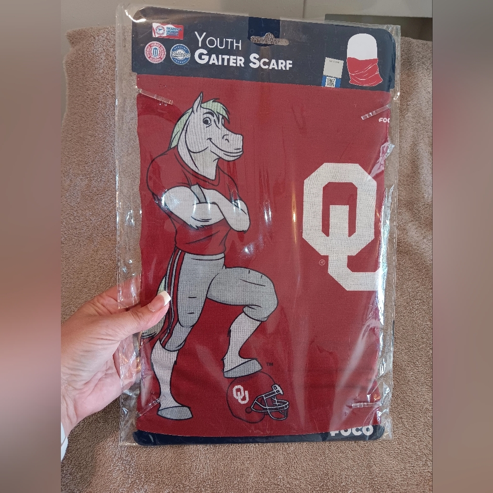 Forever Collectibles Oklahoma Sooners College Gaiter Scarf  Youth Red And White